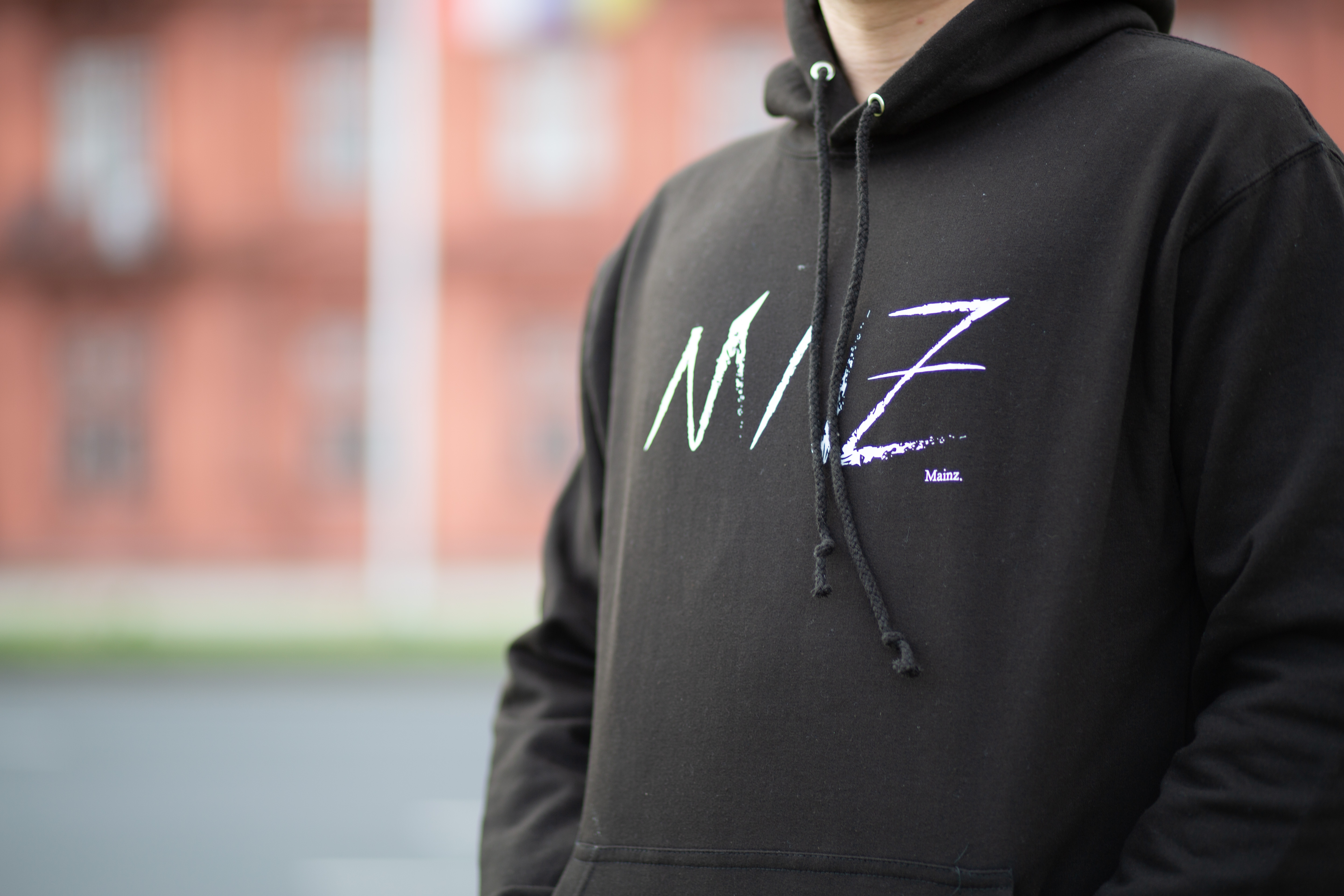 Hoodie – Design: MNZ Frauen