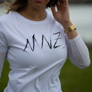 T-Shirt – Design: MNZ Frauen
