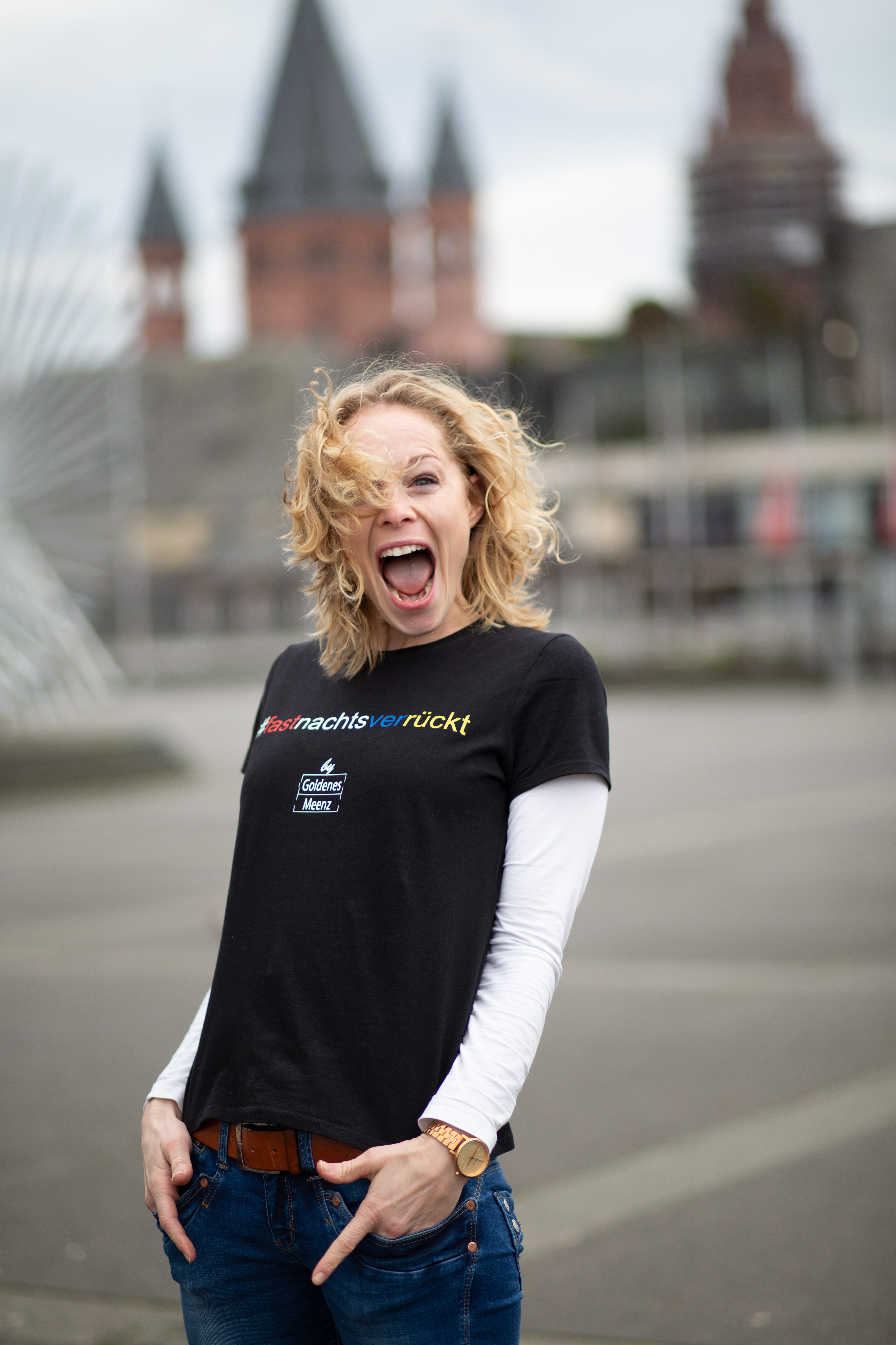 T-Shirt – Design: fastnachtsverrückt Frauen